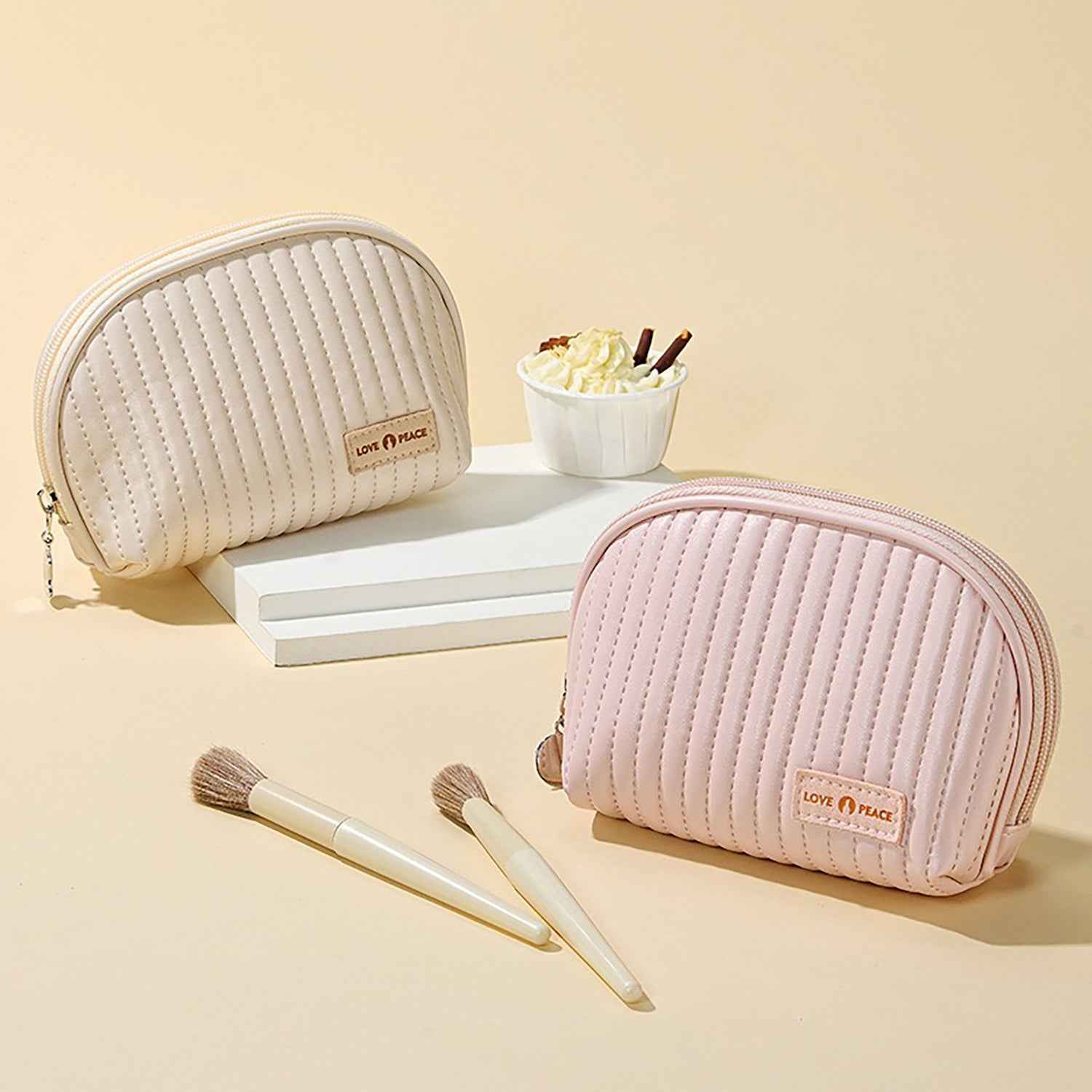Portable Cosmetic Bag Set – Cute Travel Makeup Bag Organizer Large capacity Secondary image
