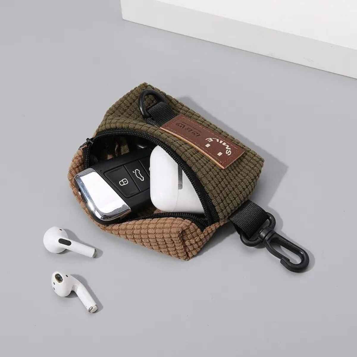 Cycling Backpack, Headphone Bag, Portable Storage, Sports Bag, Universal Bag, Pendant, Trendy Tag, Neck Hanging Bag Main image